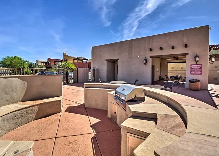 Sunny Adobe Retreat W/ Hot Tub & Mtn Views! Holiday home