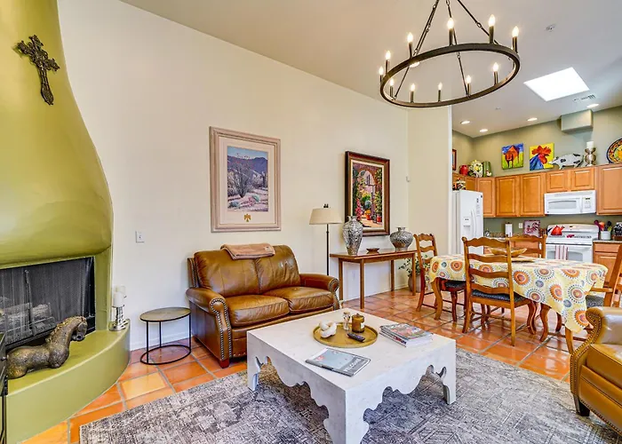 Sunny Adobe Retreat W/ Hot Tub & Mtn Views! *