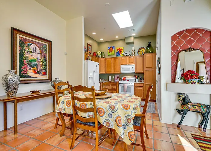 Sunny Adobe Retreat W/ Hot Tub & Mtn Views! Tubac