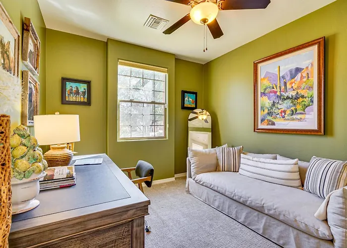 Sunny Adobe Retreat W/ Hot Tub & Mtn Views! *